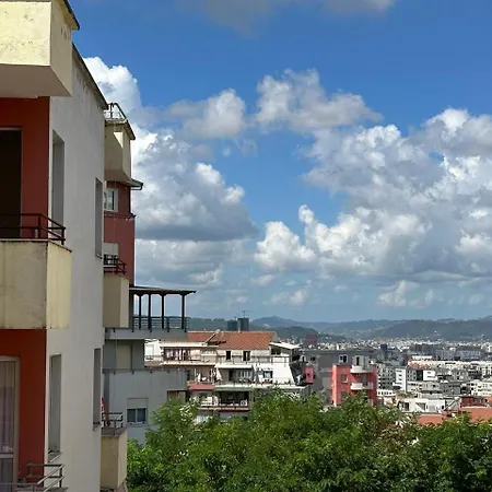 Clover Apartment Tirana