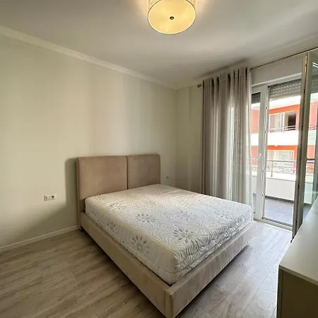 Apartment Clover Tirana